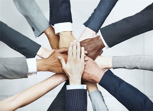 微信小程序官方文档解读：如何才能避开小程序的规则 “雷区”